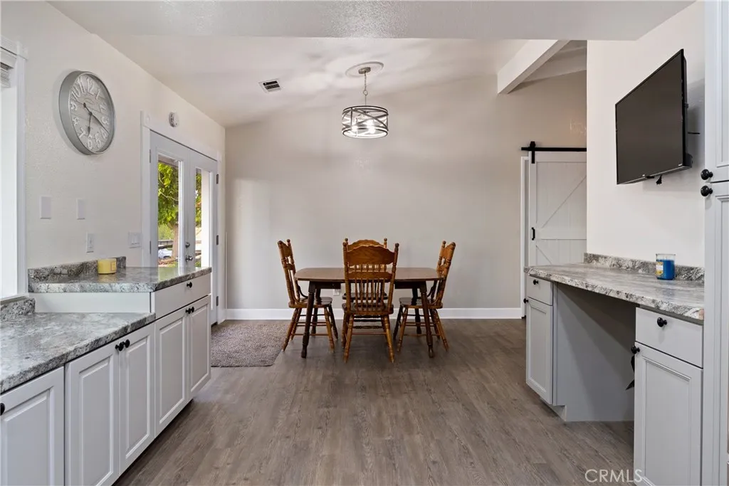 2245 Rancho Lomas Way, San Miguel, California 93451 home-pic-6