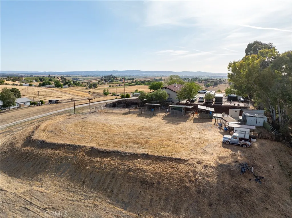 2245 Rancho Lomas Way, San Miguel, California 93451 home-pic-42