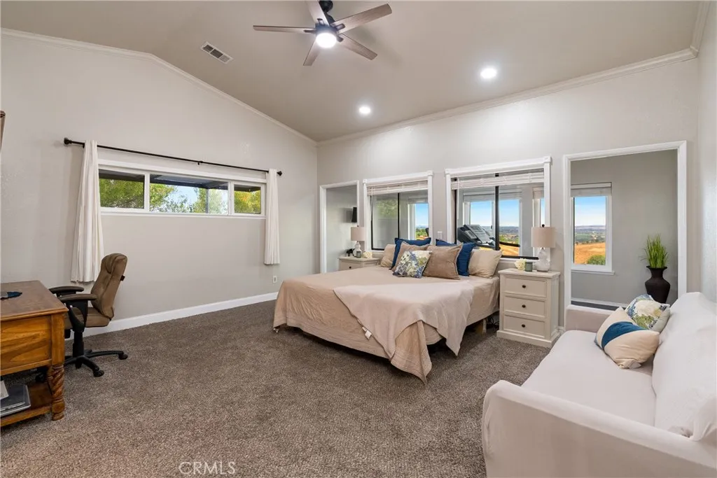 2245 Rancho Lomas Way, San Miguel, California 93451 home-pic-10