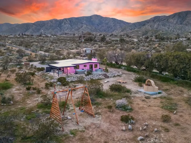 9405 Lanning Lane, Morongo Valley, California 92256