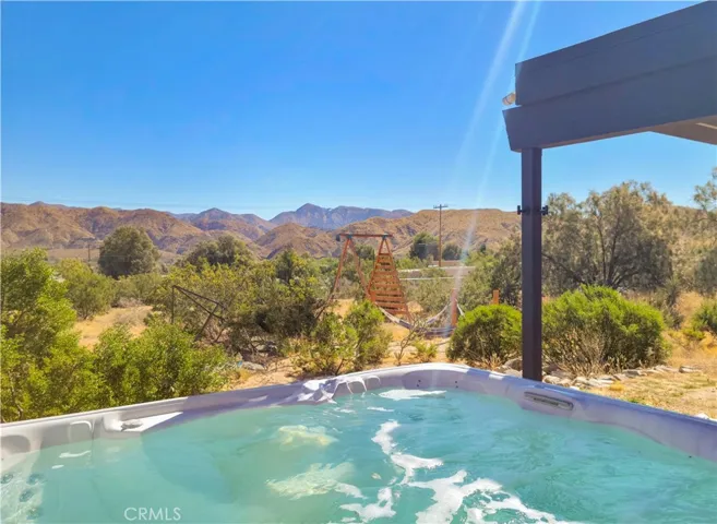9405 Lanning Lane, Morongo Valley, California 92256