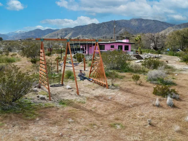 9405 Lanning Lane, Morongo Valley, California 92256