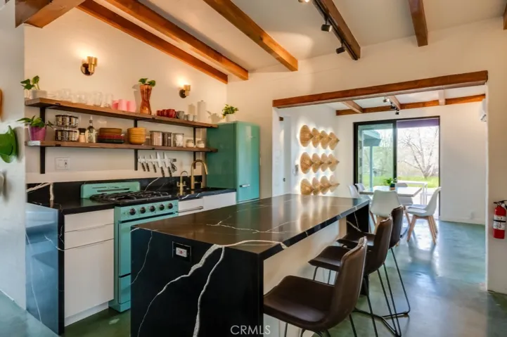 9405 Lanning Lane, Morongo Valley, California 92256