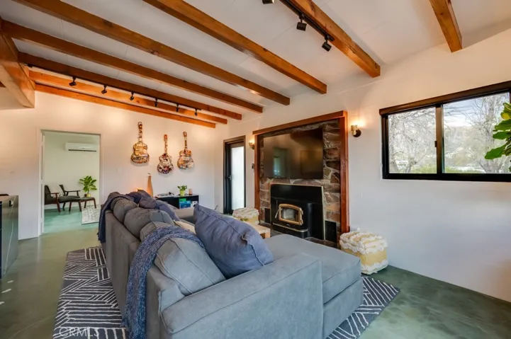9405 Lanning Lane, Morongo Valley, California 92256