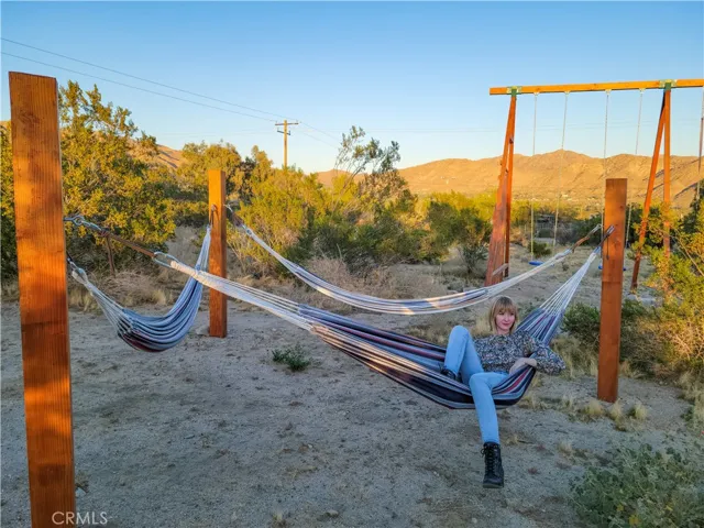 9405 Lanning Lane, Morongo Valley, California 92256