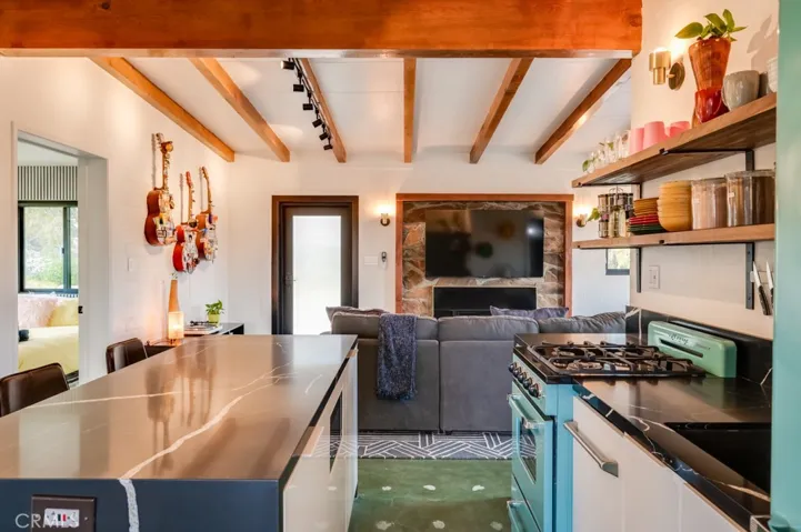 9405 Lanning Lane, Morongo Valley, California 92256