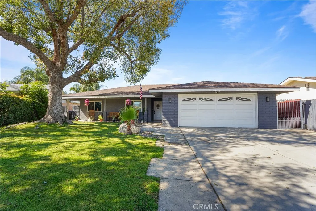 26407 Liberty Drive, Hemet, California 92544 home-pic-1