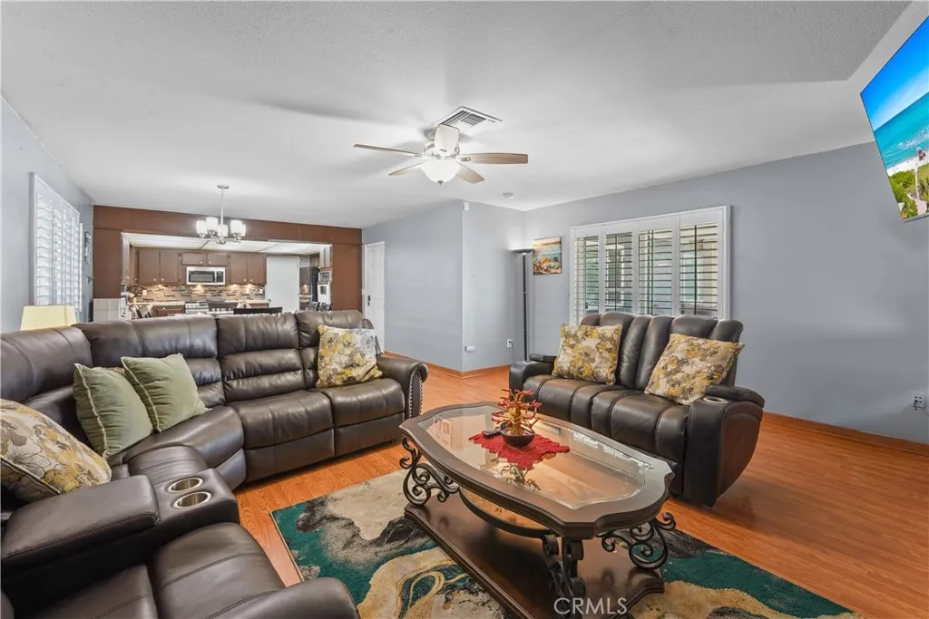 26407 Liberty Drive, Hemet, California 92544 home-pic-16