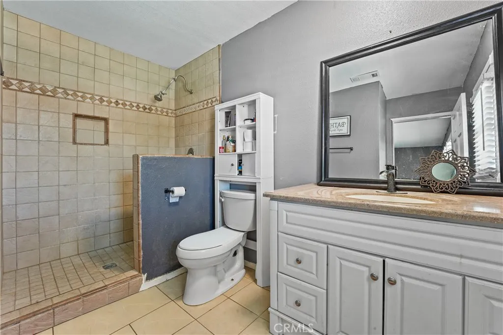 26407 Liberty Drive, Hemet, California 92544 home-pic-24