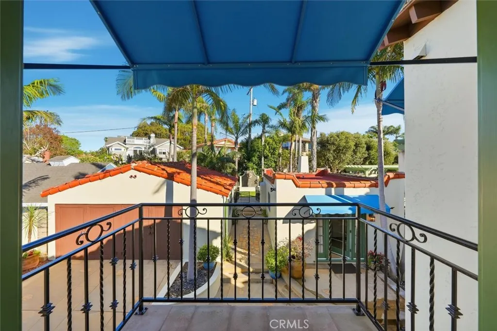 616 S Gertruda Avenue, Redondo Beach, California 90277 home-pic-33