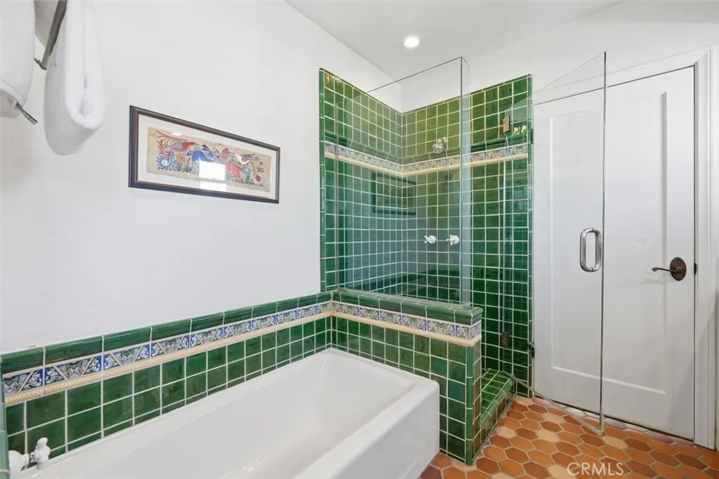 616 S Gertruda Avenue, Redondo Beach, California 90277 home-pic-19