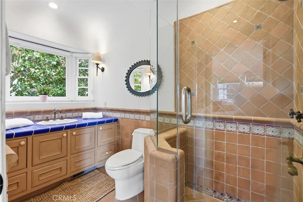 616 S Gertruda Avenue, Redondo Beach, California 90277 home-pic-26