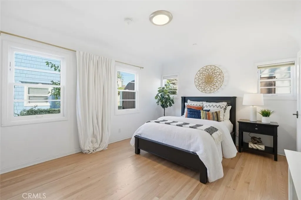 616 S Gertruda Avenue, Redondo Beach, California 90277 home-pic-14