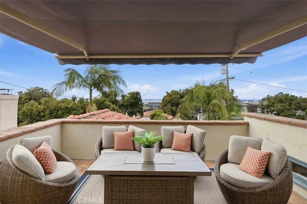 616 S Gertruda Avenue, Redondo Beach, California 90277 home-pic-38