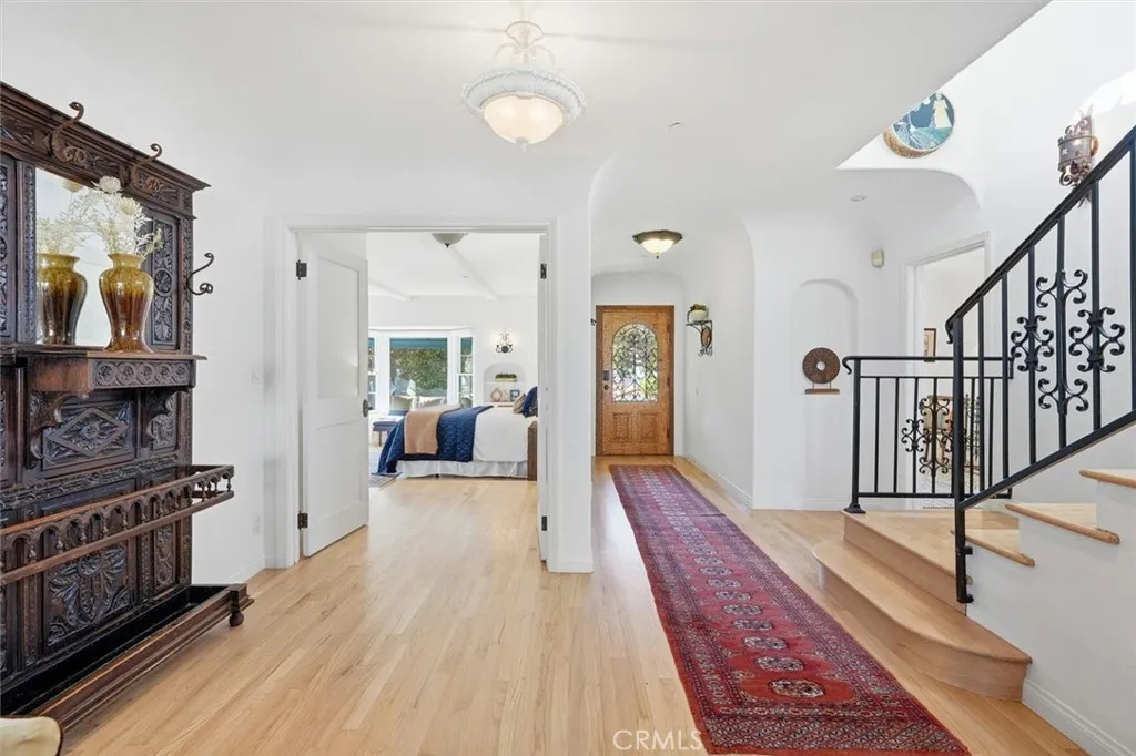 616 S Gertruda Avenue, Redondo Beach, California 90277 home-pic-5