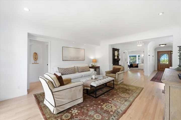616 S Gertruda Avenue, Redondo Beach, California 90277