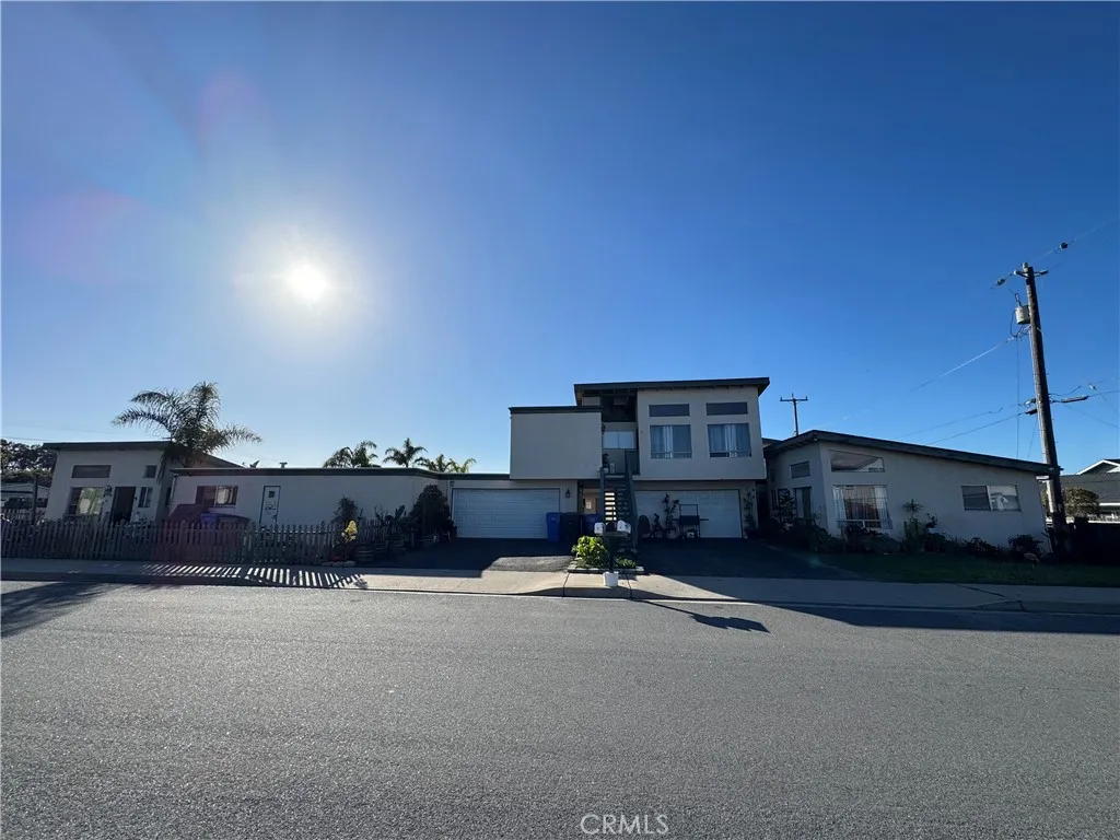 3 units, 3 two car garages
