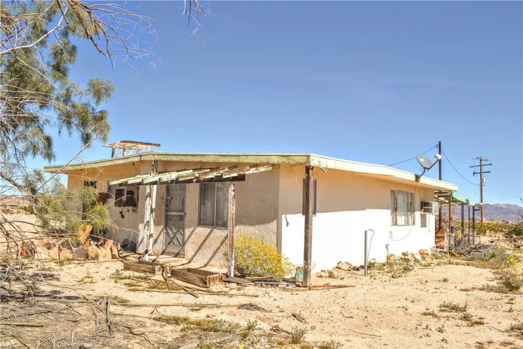 4040 Peter Rabbit, Twentynine Palms, California 92277 home-pic-22