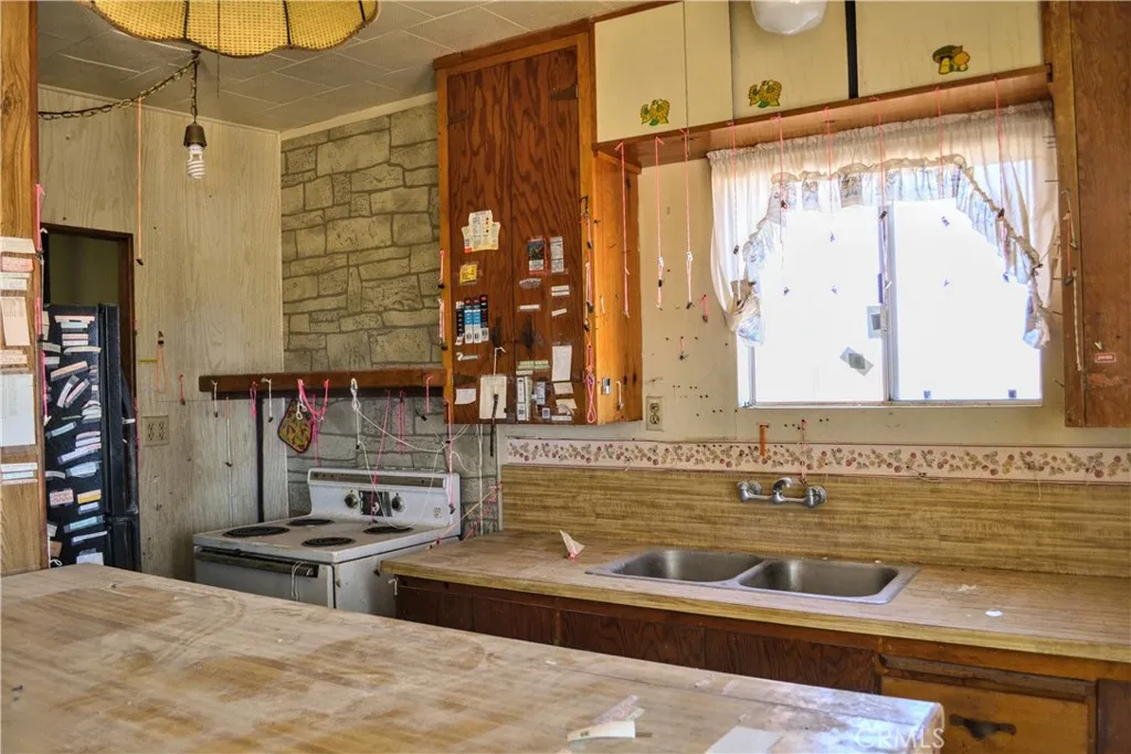 4040 Peter Rabbit, Twentynine Palms, California 92277 home-pic-4