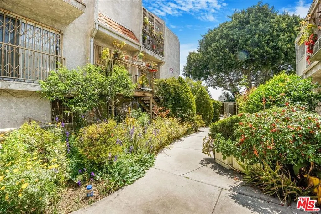 903 New Depot Street 12a, Los Angeles, California 90012 home-pic-30