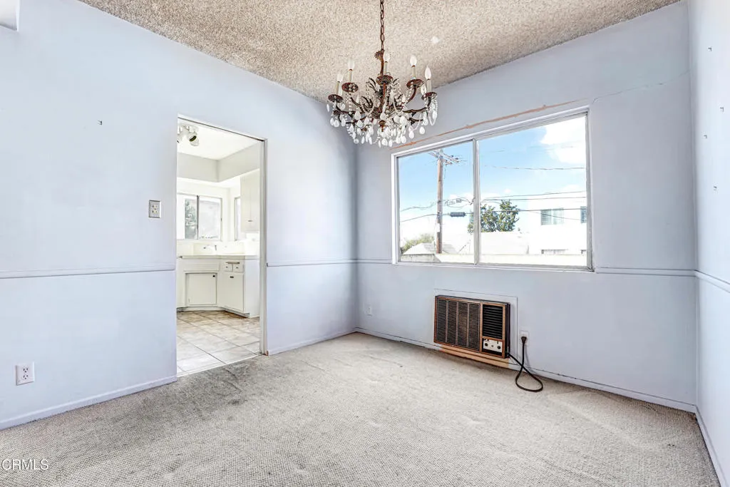 1749 N Edgemont Street, Los Angeles, California 90027 home-pic-4