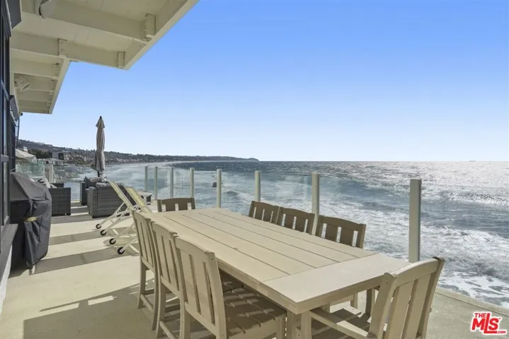 Relax with coastal breezes