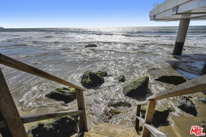 Seaside serenity at your doors