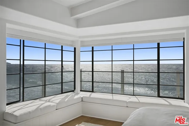 Private retreat by the sea