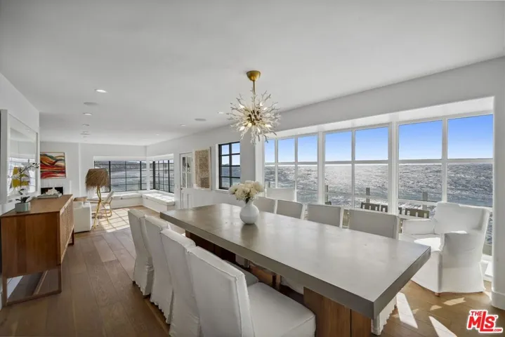 Ocean-view dining at its fines