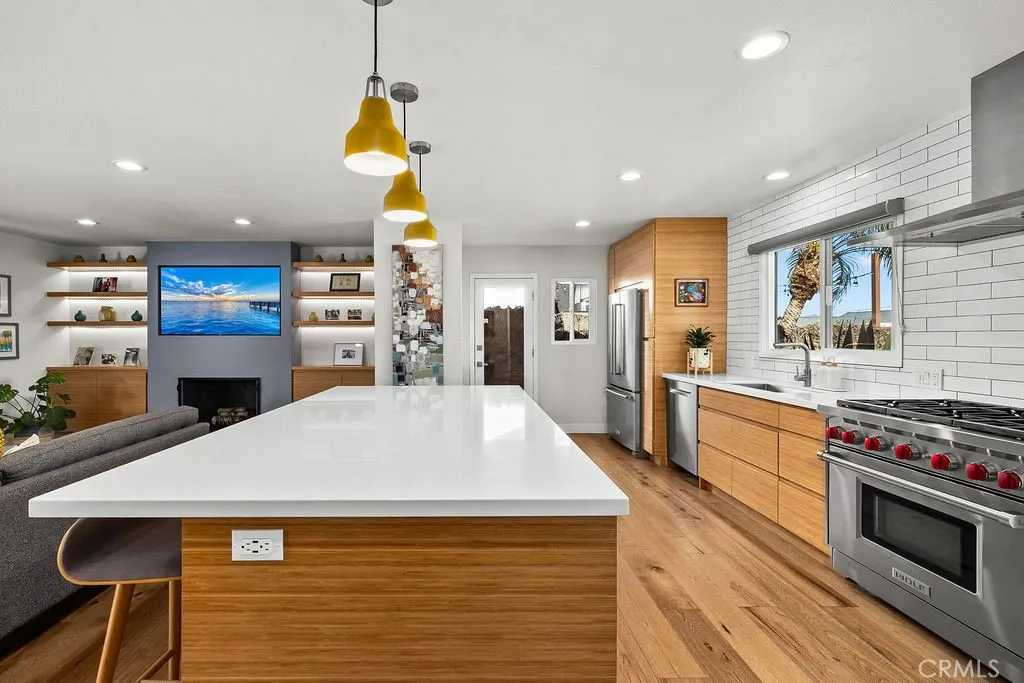 17401 Jefferson Lane, Huntington Beach, California 92647 home-pic-6