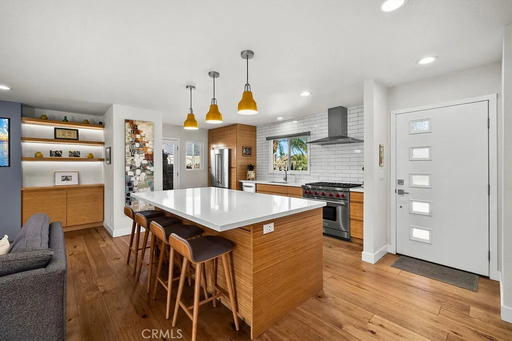 17401 Jefferson Lane, Huntington Beach, California 92647 home-pic-12