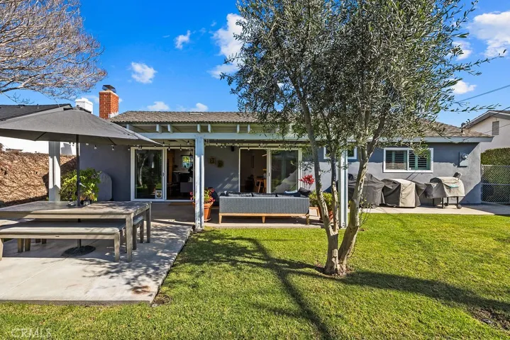 Sky has been digitally enhanced