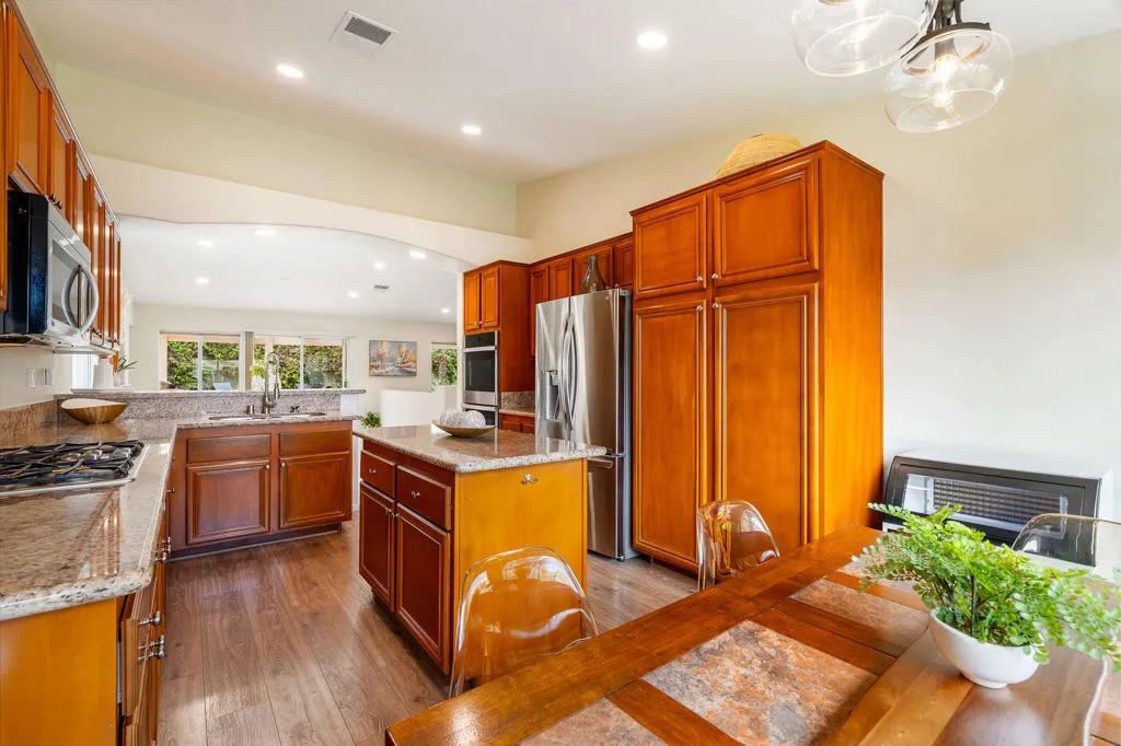 47845 Via Jardin, La Quinta, California 92253 home-pic-17