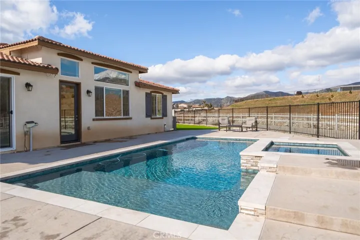 Serene Pool and Backyard