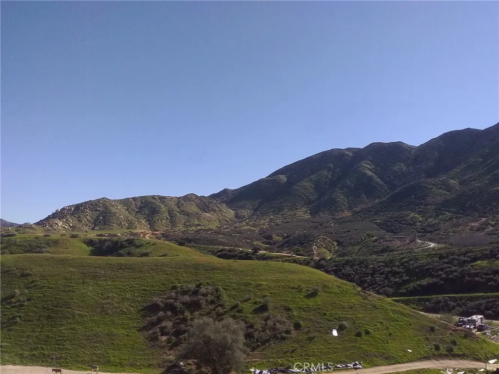 7840 Reche Canyon Road, Colton, California 92324 home-pic-11