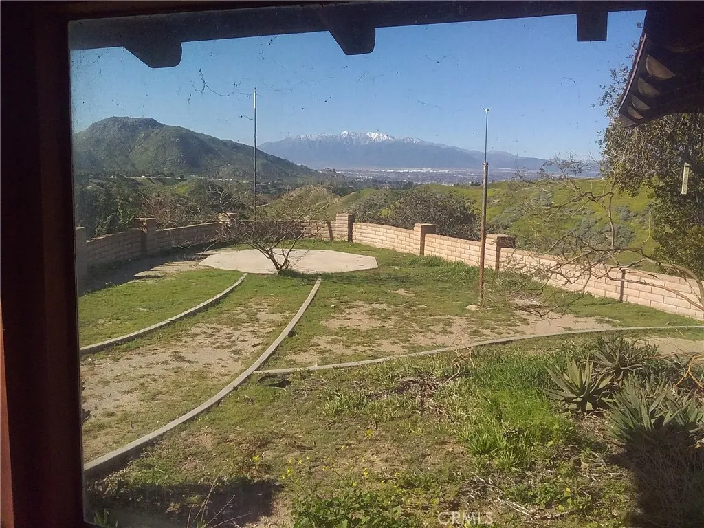 7840 Reche Canyon Road, Colton, California 92324 home-pic-10