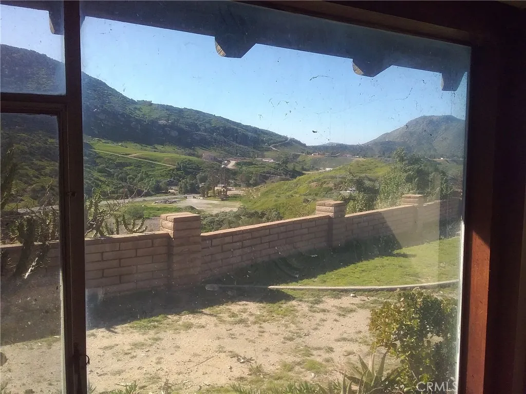 7840 Reche Canyon Road, Colton, California 92324 home-pic-9