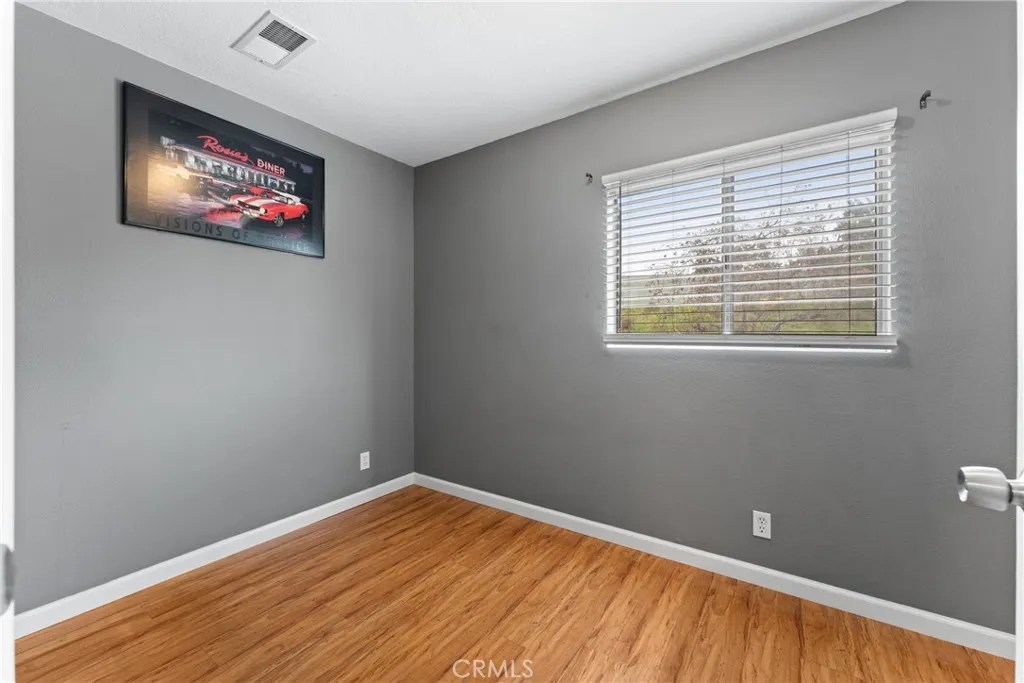 4865 Elm Avenue, Long Beach, California 90805 home-pic-20