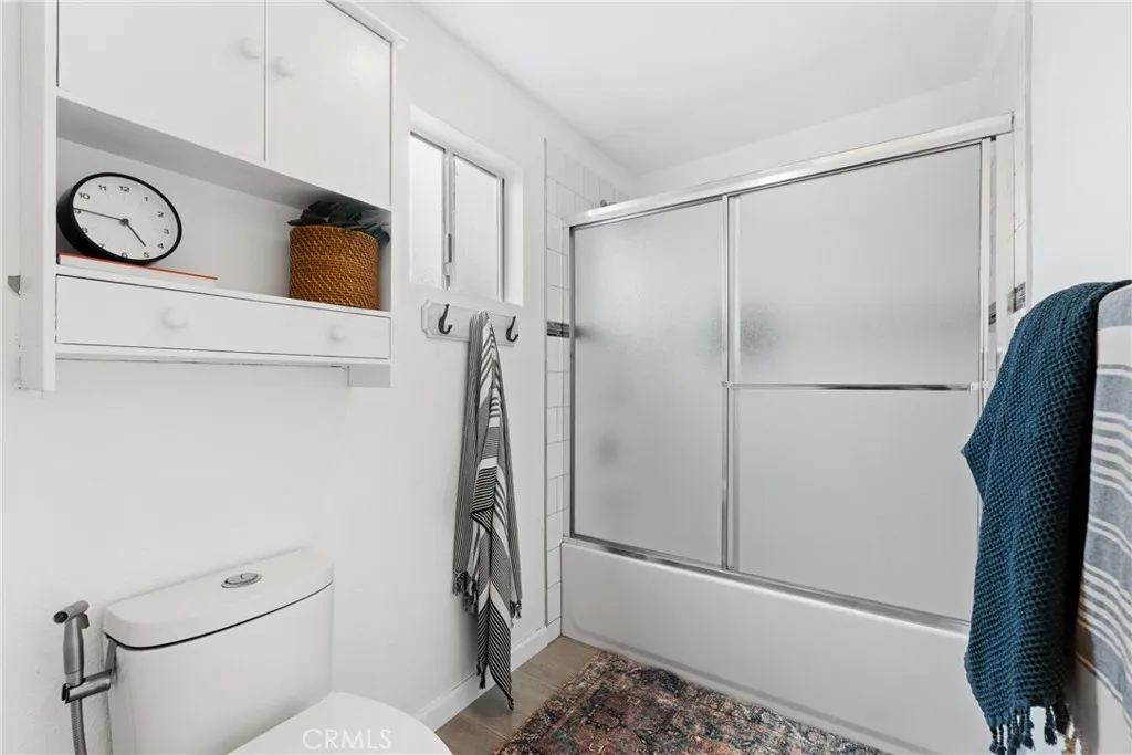 4865 Elm Avenue, Long Beach, California 90805 home-pic-25