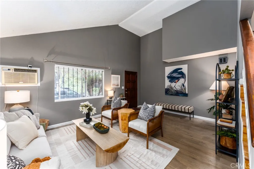 4865 Elm Avenue, Long Beach, California 90805 home-pic-7