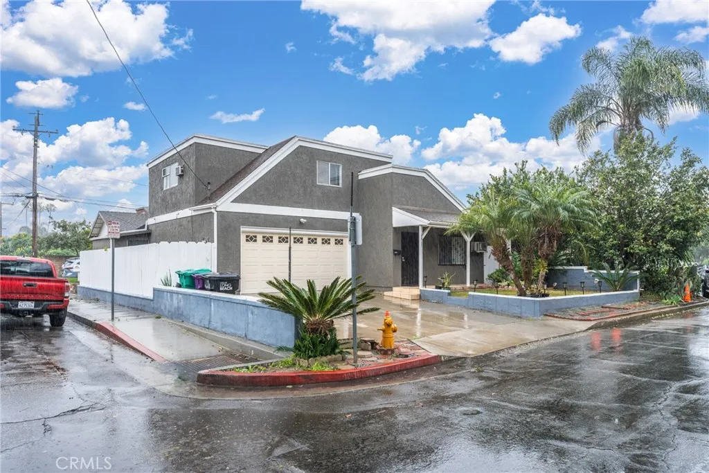 4865 Elm Avenue, Long Beach, California 90805 home-pic-2