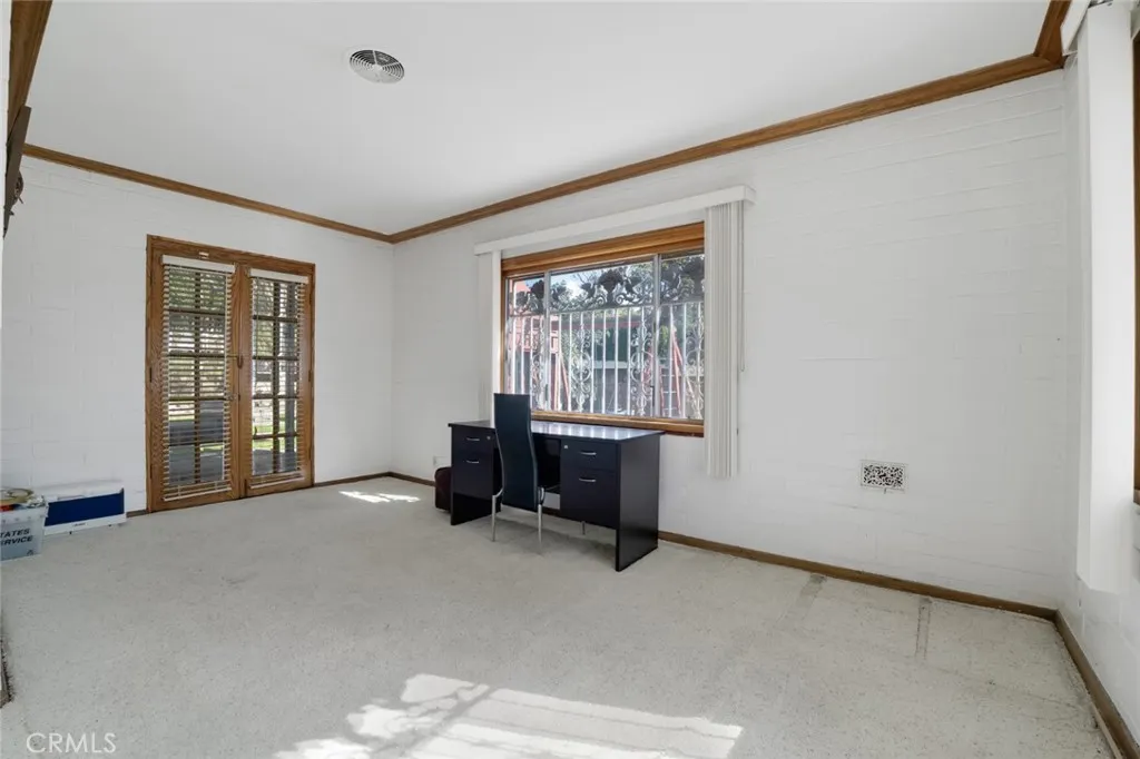 2205 N Catalina Street, Los Angeles, California 90027 home-pic-7