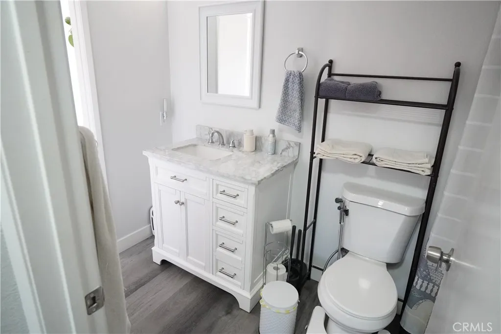 2nd Floor Full Bath
