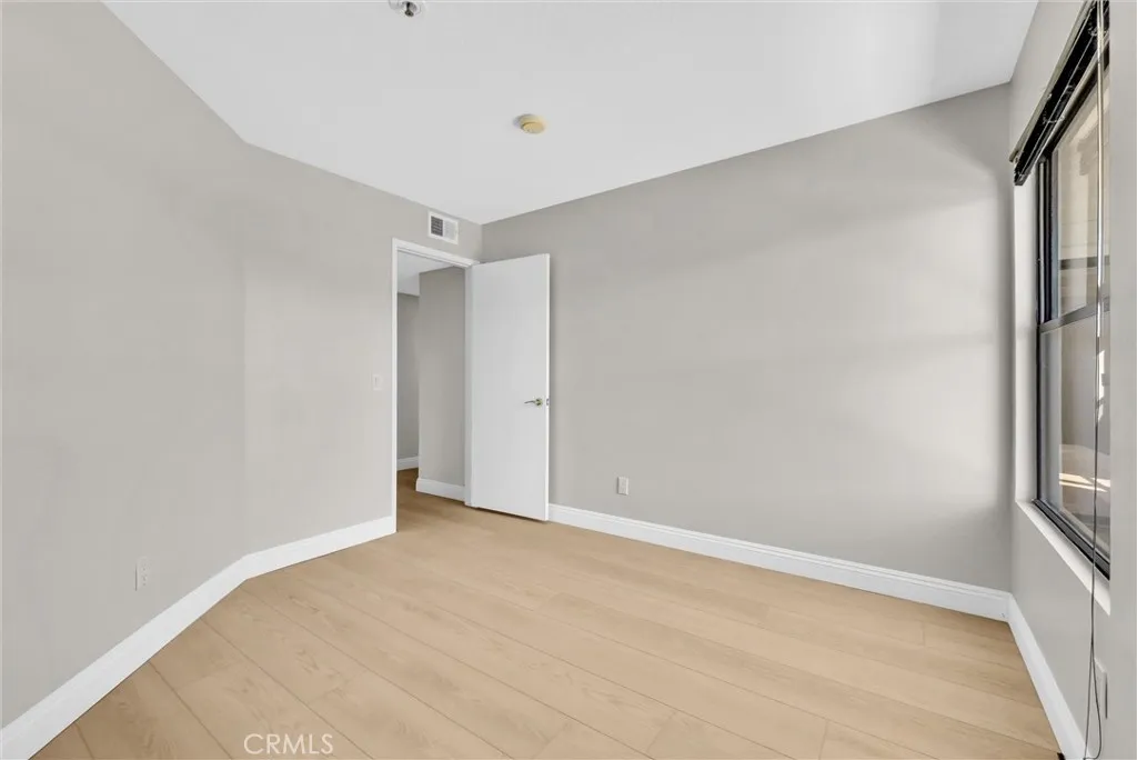 220 Nice 110, Newport Beach, California 92663 home-pic-17