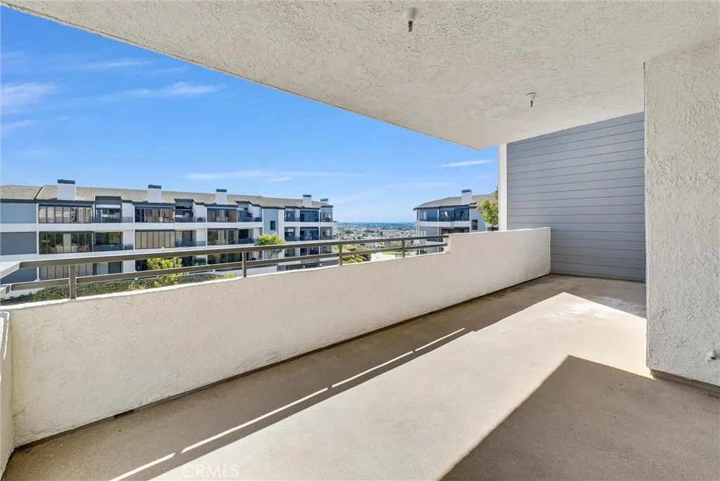 220 Nice 110, Newport Beach, California 92663 home-pic-23