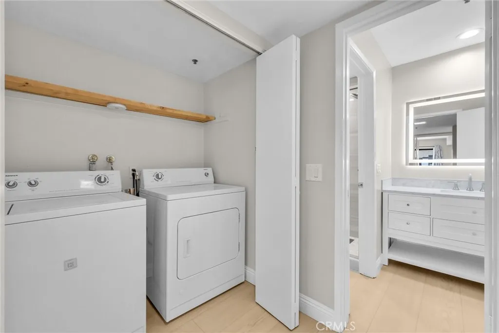 220 Nice 110, Newport Beach, California 92663 home-pic-14