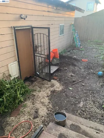 DETACHED TWO CAR GARAGGE (POSSIBLE 3RD UNIT BUILT)