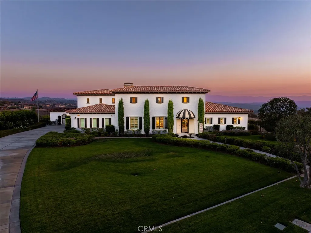 7420 Via Montecito, Riverside, California 92506 home-pic-1