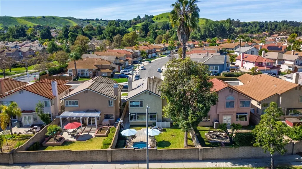 14377 Autumn Hill, Chino Hills, California 91709 home-pic-40