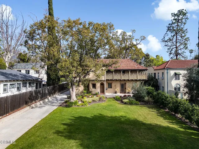1550 N Lake Ave 003-mls